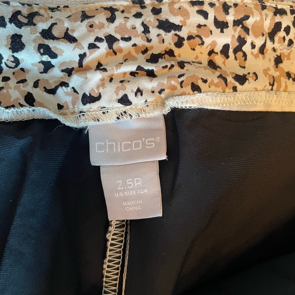 Chico’s Brigitte So Slimming size 2.5R animal print ankle pants - Picture 10 of 13